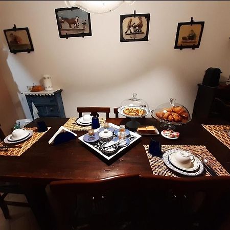 B&B La Casa Di Alice Foligno Eksteriør billede