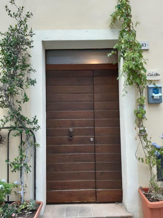 B&B La Casa Di Alice Foligno Eksteriør billede