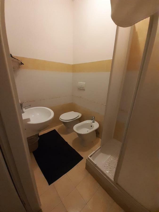 B&B La Casa Di Alice Foligno Eksteriør billede