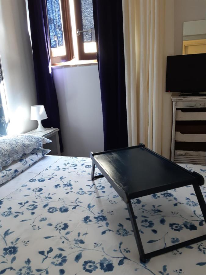 B&B La Casa Di Alice Foligno Eksteriør billede